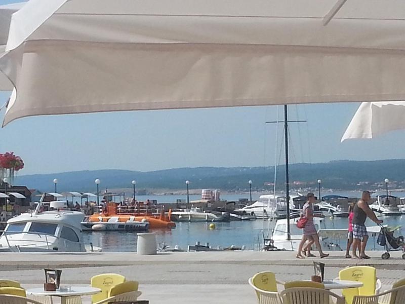 Apartment Lona Crikvenica Bagian luar foto
