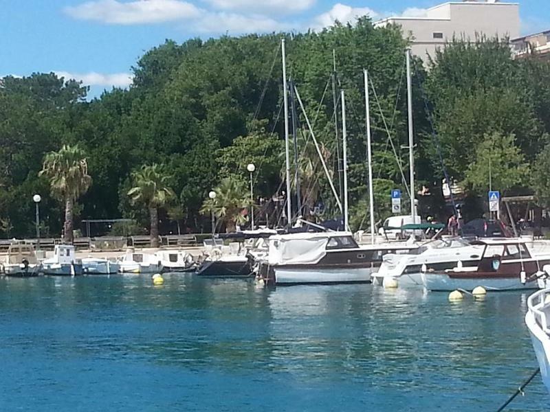Apartment Lona Crikvenica Bagian luar foto